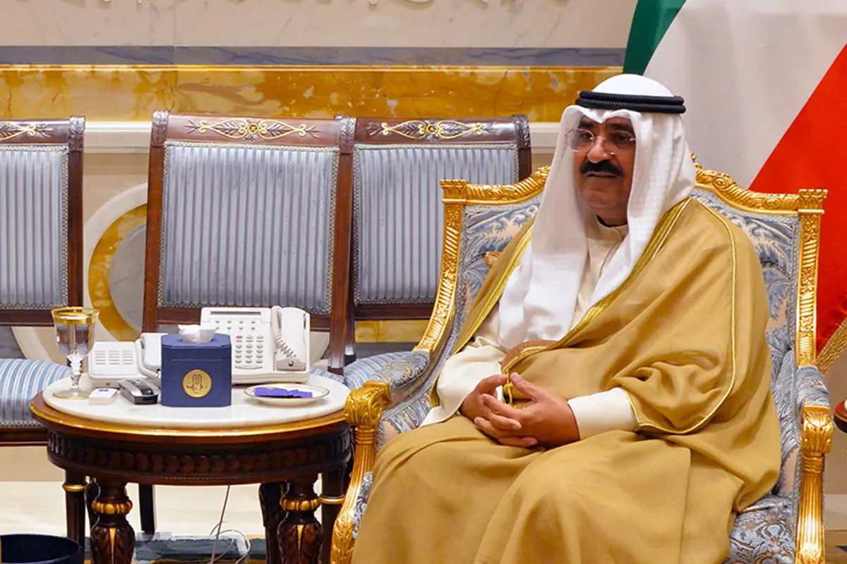 بعد وفاة سلفه.. من هو أمير الكويت الجديد الشيخ مشعل الأحمد الصباح؟