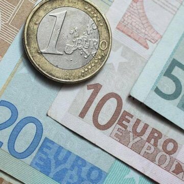 سعر اليورو مقابل الجنيه المصري اليوم 23 ديسمبر السبت