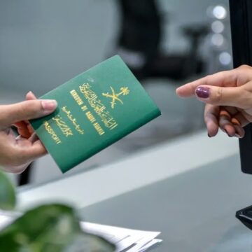 شروط السفر لمن هم أقل من 18 عام بالسعودية