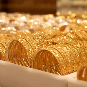 بكام الذهب النهاردة.. مفاجأة في سعر الذهب في منتصف التعاملات اليوم 23 يناير 2024 وعيار 21 يسجل رقم قياسي!!