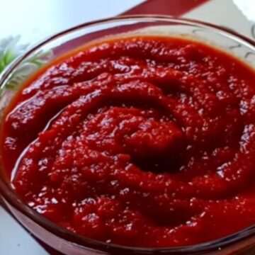 طريقة عمل صلصة الطماطم وبطعم ولون مثل الجاهزة