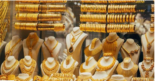 انخفاض هائل في الأصفر السعودي اليوم.. تقلبات أسعار الذهب تلقي بظلالها على السوق السعودية