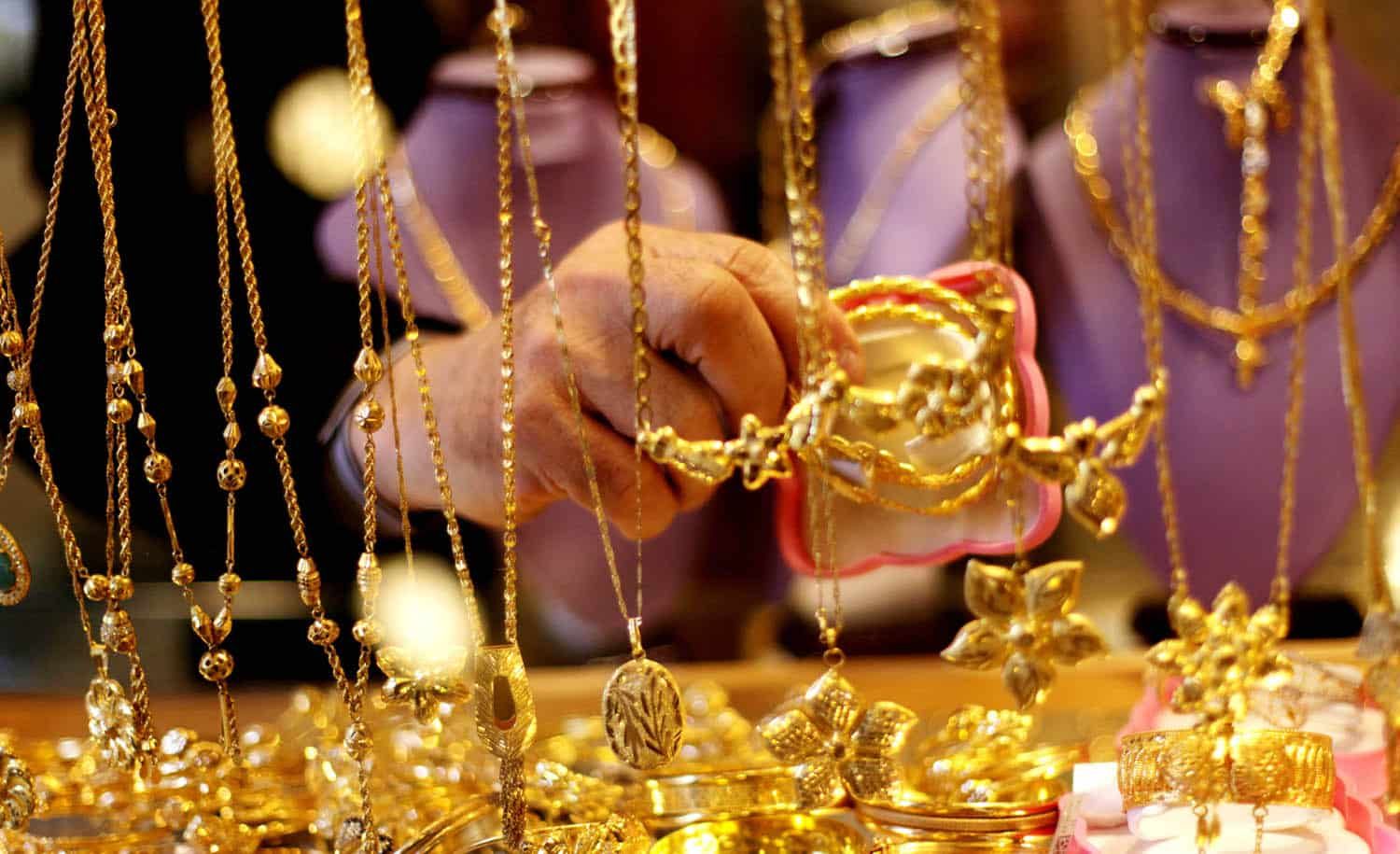 بكام الذهب.. تعرف على سعر الذهب محليًا وعالميًا اليوم الأربعاء 14 فبراير في التعاملات المسائية
