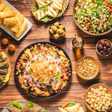 الإبداع في مطبخ رمضان: 5 أطباق رئيسية تستحق التجربة