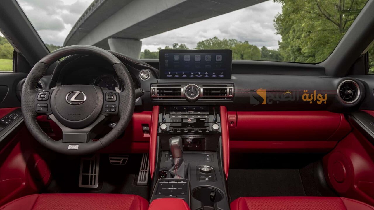 صور ومواصفات سيارة لكزس Lexus IS 2024 ذات المحرك القوي