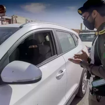 هل يمكن تجديد رخصة القيادة بدون تسديد المخالفات المرورية؟ .. “المرور السعودية” توضح