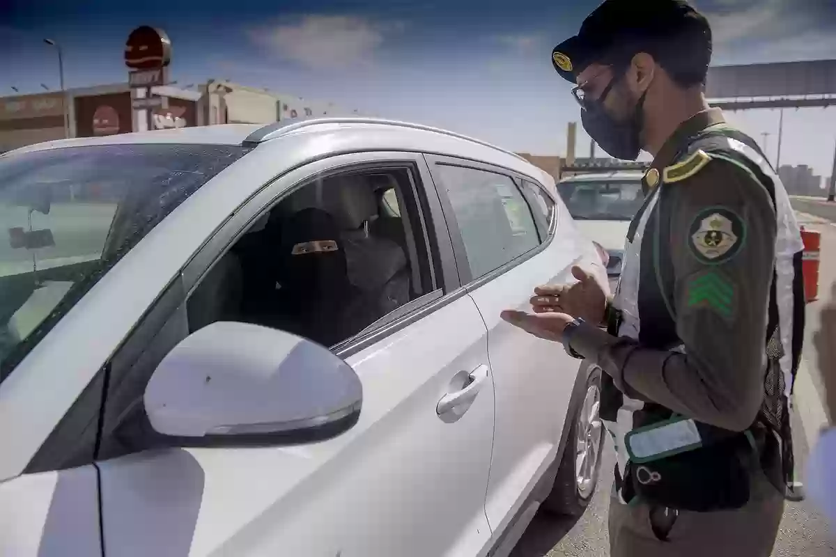 هل يمكن تجديد رخصة القيادة بدون تسديد المخالفات المرورية؟ .. “المرور السعودية” توضح