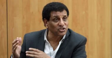 والد فاروق جعفر يغير انتماءه من الأهلي للزمالك اليوم يحتفل بعيد ميلاده