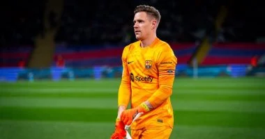 تير شتيجن يقترب من الانتقال إلى الدوري الإنجليزي الممتاز