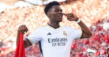 تشواميني يرفض تصريحات لامين يامال ويركز على نتيجة الكلاسيكو