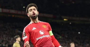 برونو فرنانديز يفضل التركيز على الأداء ويتجنب الحديث عن عروض قبل مونديال 2026