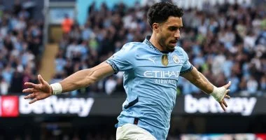 عمر مرموش يسعى لتسجيل أول هدف مع مانشستر سيتي ضد سوانزي