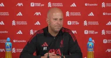 صلاح يسجل هدفا رائعاً بطريقة احترافية في مباراة سلوت