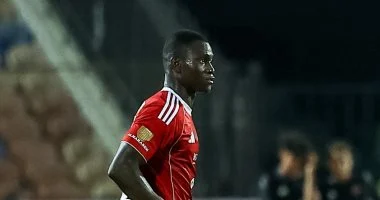 الأهلي يشرع في البحث عن لاعب جديد لتعويض أليو ديانج قبل رحيله المتوقع