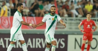 محرز وإيفان توني يقودان هجوم الأهلي في مواجهة الرياض بالدوري السعودي