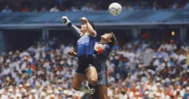 اقوى 10 فضائح في عالم الرياضة بين يد مارادونا وخيانة البيسبول