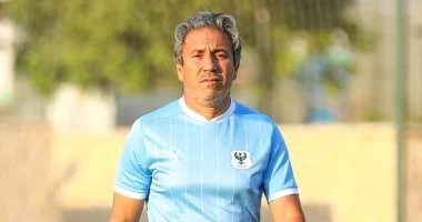 نبيل الكوكي يوجه تحذيراً قوياً لفريق المصري قبل مباراة الاتحاد الليبي