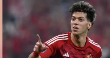 شوبير يؤكد اقتراب إمام عاشور من الانضمام للأهلي في رحلة السوبر بالإمارات