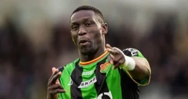 تفاصيل المفاوضات بين الأهلي واللاعب الإيفواري إبراهيما دياباتى في انتظار الحسم