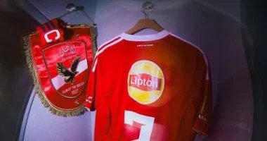 تريزيجيه يكشف كواليس غرفة ملابس الأهلي استعدادا لمواجهة إيجل نوار