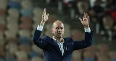 تفاصيل جلسة توروب مع لاعبي الأهلي والخلافات المرتبطة بسيد عبد الحفيظ