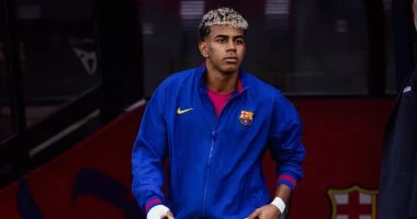 برشلونة يصدر قرارات حاسمة بحق لامين يامال