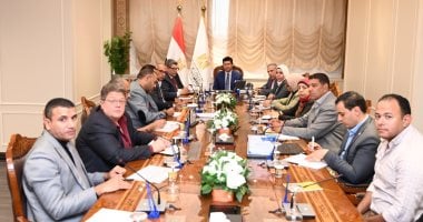وزير الرياضة يناقش مع حملة شارك الكلمة كلمتك خطة التوسع في المحافظات