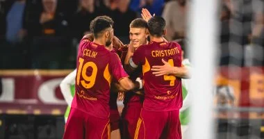 روما يحقق فوزا مهما على بارما ويثبت موقعه في المركز الثاني بالدوري الايطالي