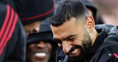 محمد صلاح يراقب ازمة ليفربول بعد تأخر الفريق بهدفين أمام كريستال بالاس