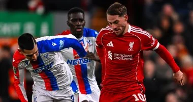 ليفربول يخرج من كأس الرابطة بخسارة قاسية أمام كريستال بالاس بدون صلاح