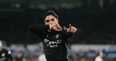 مرموش يسهم في فوز مانشستر سيتي على سوانزي 3-1 بكأس الرابطة
