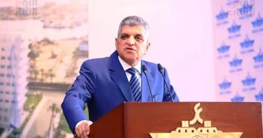 عبور 229 سفينة قناة السويس في أكتوبر رقم قياسي لأعلى عبور شهري للسفن