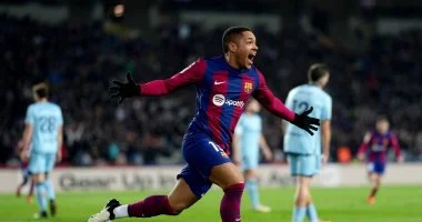 مانشستر يونايتد يبحث فرصة ضم المهاجم الذي لعب لبرشلونة سابقا