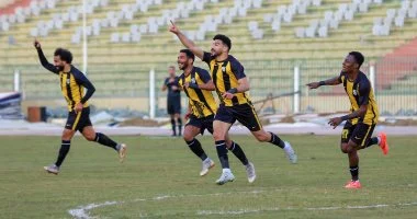 تعادل إيجابي يحسم مجريات الشوط الأول بين المقاولون العرب وسموحة في مباراة حماسية