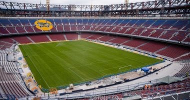 حضور جماهيري كبير في اول تدريب لبرشلونة بملعب كامب نو الجديد