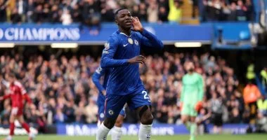 كايسيدو يتفوق في اختيار أفضل لاعبي الجولة العاشرة بالدوري الإنجليزي