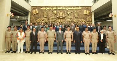 الأكاديمية العسكرية للدراسات العليا تنفذ فعاليات اليوم الوطني للوافدين بمشاركة واسعة