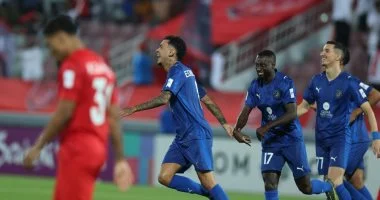 الدحيل يفوز برباعية على شباب الاهلي في بداية قوية بقيادة بلماضي