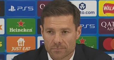 ألونسو يؤكد استعداد أرنولد لمواجهة ليفربول وريال مدريد في دوري الأبطال