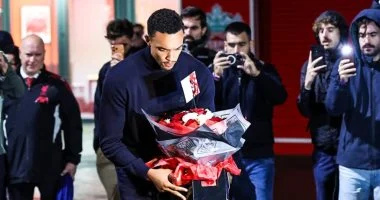 أرنولد وألونسو يظهران دعمهما لجوتا قبل مواجهة ليفربول وريال مدريد