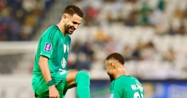 محرز يحسم فوز الأهلي السعودي على السد في دوري أبطال آسيا