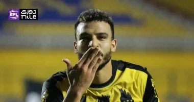 شكرى نجيب يتوج بلقب أفضل لاعب في مواجهة المقاولون العرب وسموحة