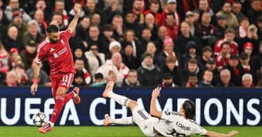 توضيح موقف محمد صلاح من مصافحة أرنولد عقب مواجهة ليفربول والريال