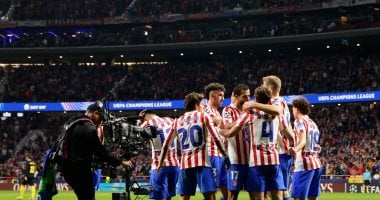 اتلتيكو مدريد يتغلب على سانت خيلويزي بثلاثة اهداف في دوري الابطال
