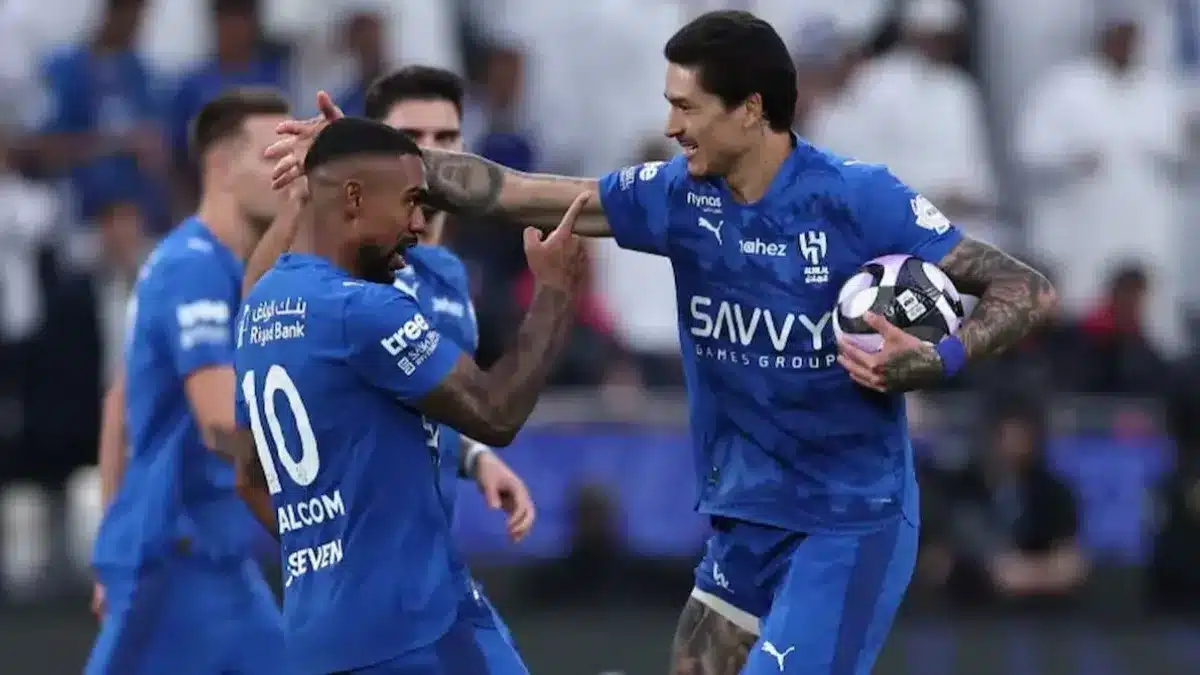 موعد مباراة الهلال والفتح السعودي في دوري روشن وآخر أخبار الغيابات