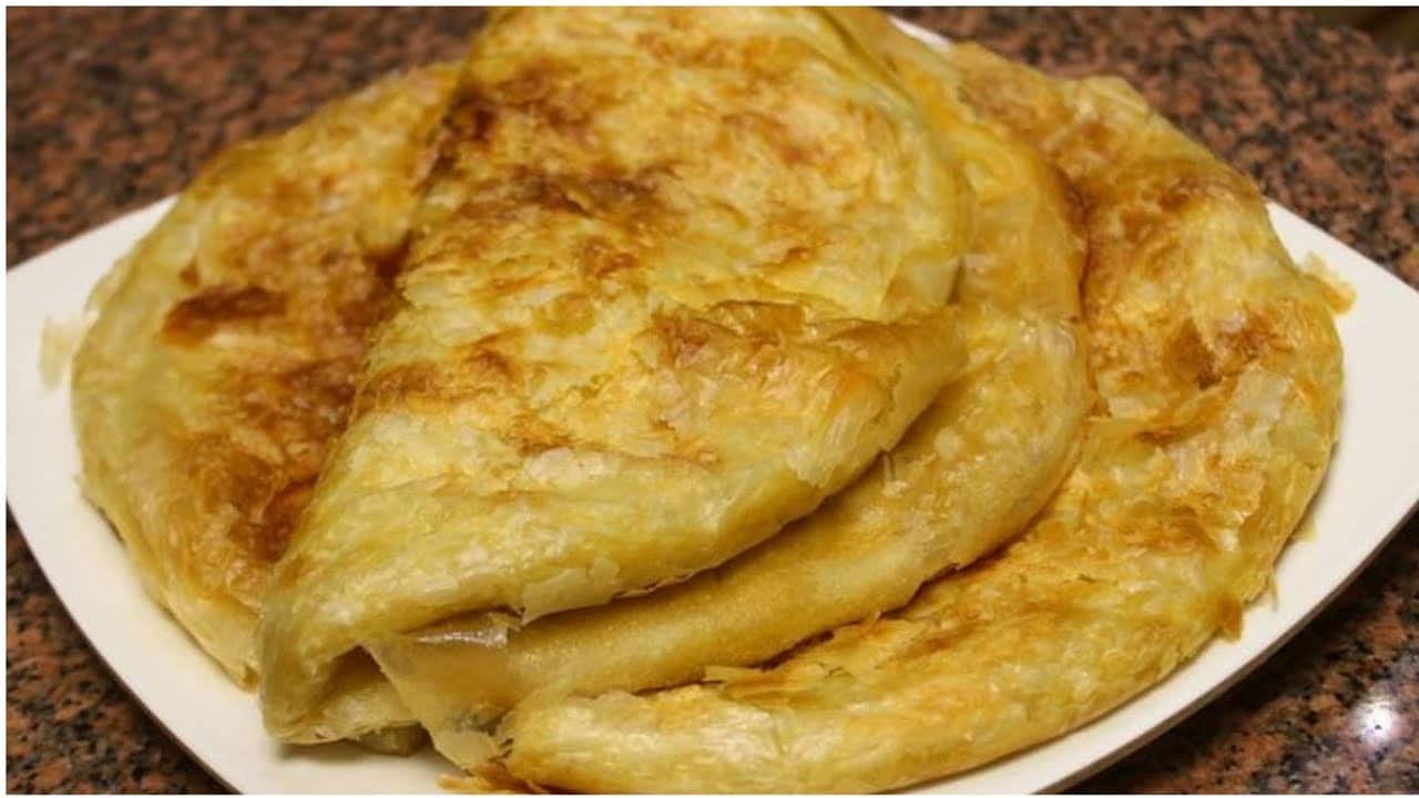 زي الجاهز وأحلى.. طريقة عمل الفطير المشلتت في البيت بحشوات متنوعة
