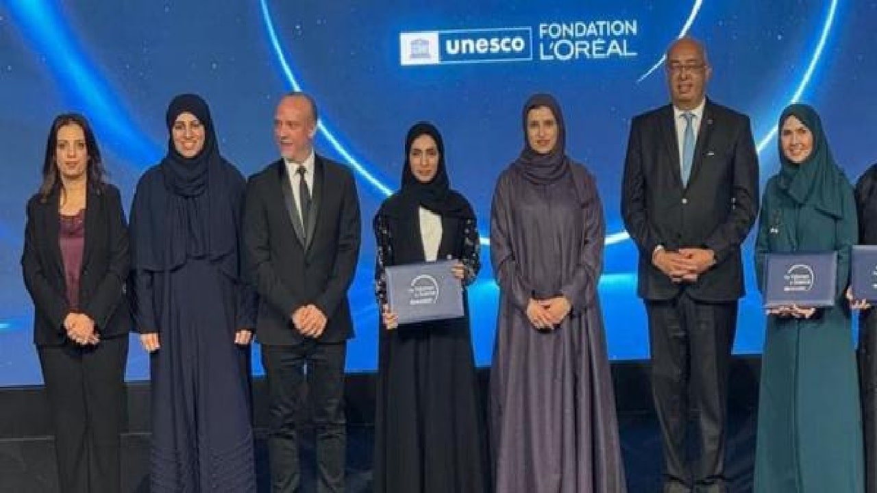 السيرة الذاتية للباحثة العمانية “السادسة” عهود بنت محمد الغدانية الحاصلة على جائزة لوريال اليونسكو وما هي الجائزة؟