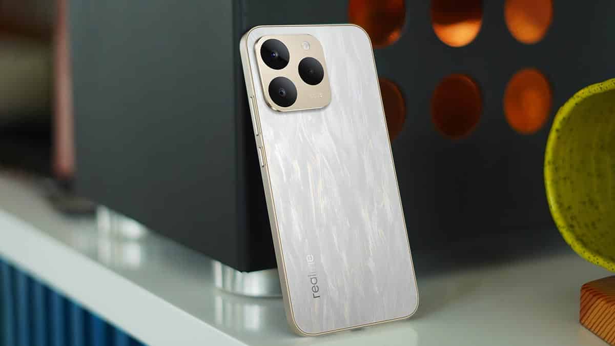 وحش الفئة المتوسطة.. مواصفات وسعر هاتف Realme 15T الجديد من ريلمي وأهم مميزاتة