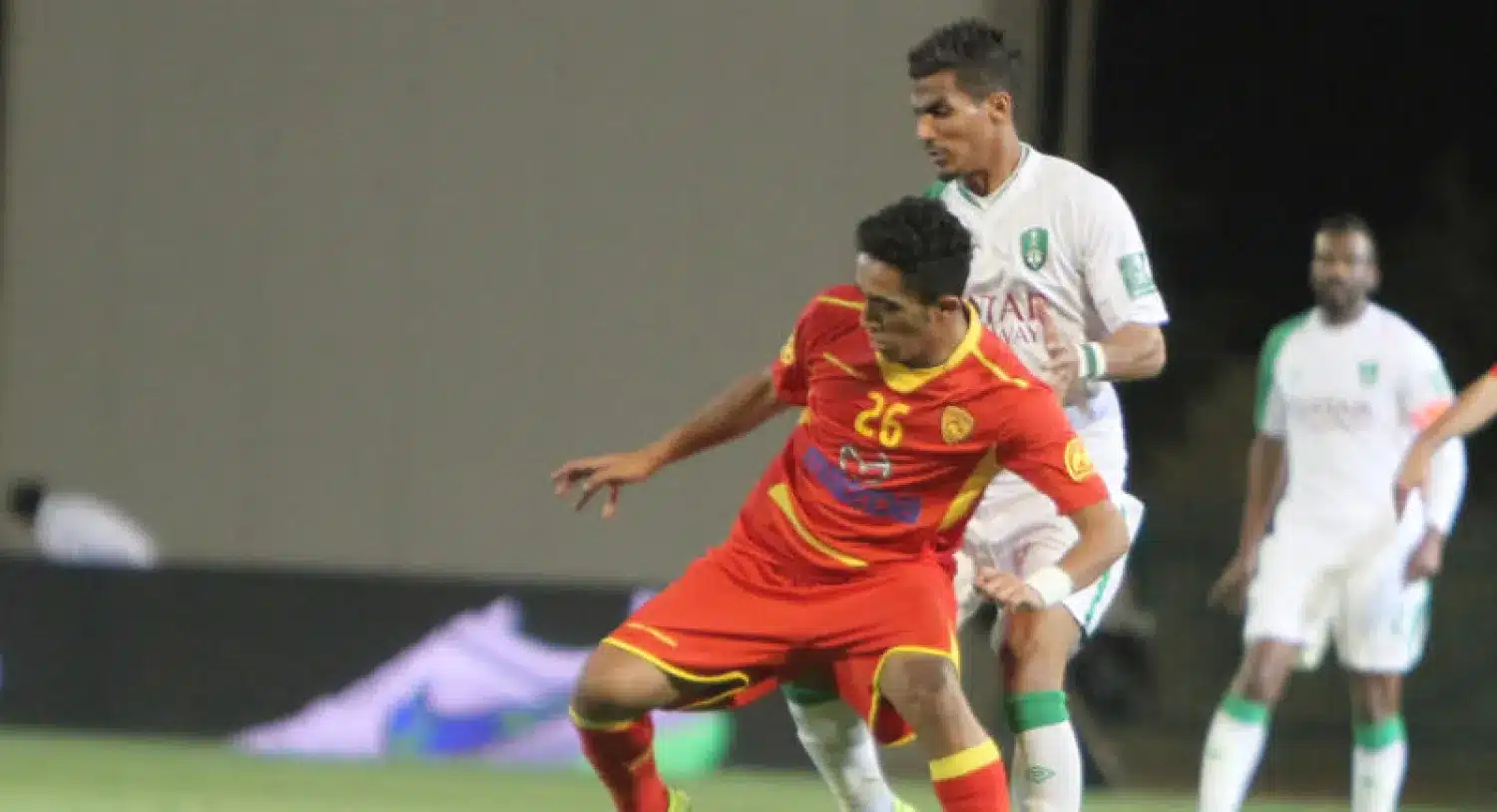 موعد مباراة الأهلي والقادسية في الدوري السعودي روشن والقناة الناقلة