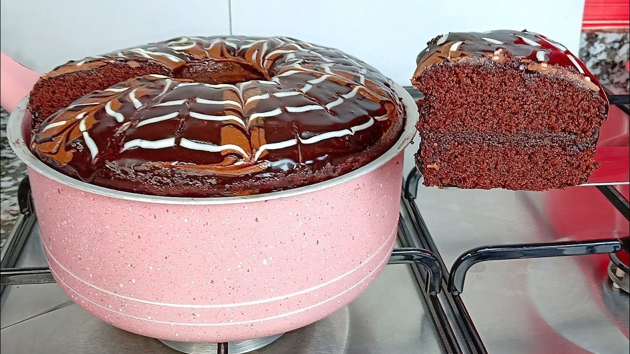 كيكة الحلة على البوتاجاز بدون فرن نتيجة مذهلة ومكونات اقتصادية في كل بيت